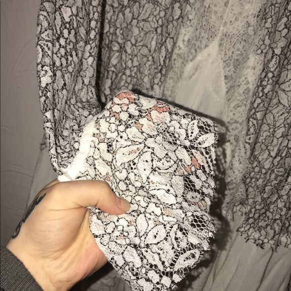 Free people lace bell sleeved dress - Picture 3 of 8